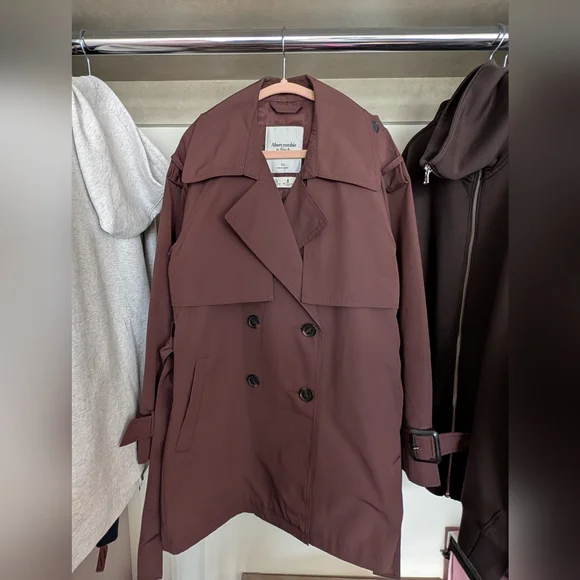 BNWT Abercrombie & Finch Mid Length Trench Coat - Maroon, Size XS - Picture 2 of 5